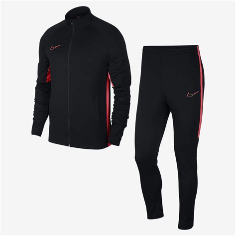 nike anzug herren foot locker|Herren Trainingsanzüge Nike .